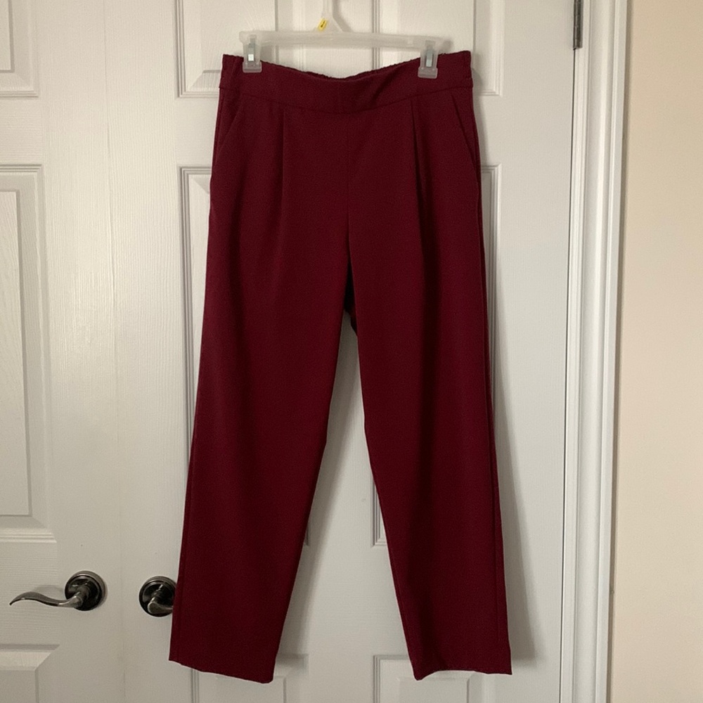 Relaxed fit slacks.